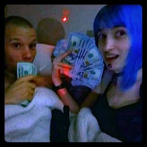 Meet your Posher, Dawn